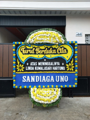 Papan Bunga Duka di Cibaliung